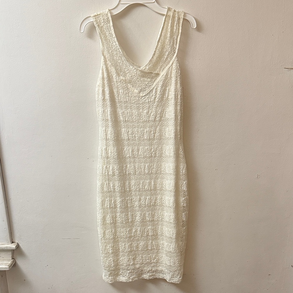 VENUS Ivory Lace Overlay
